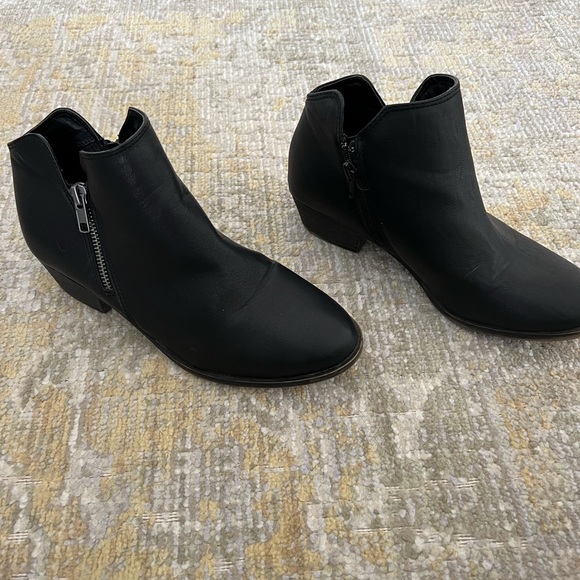 Black Booties - Picture 5 of 10